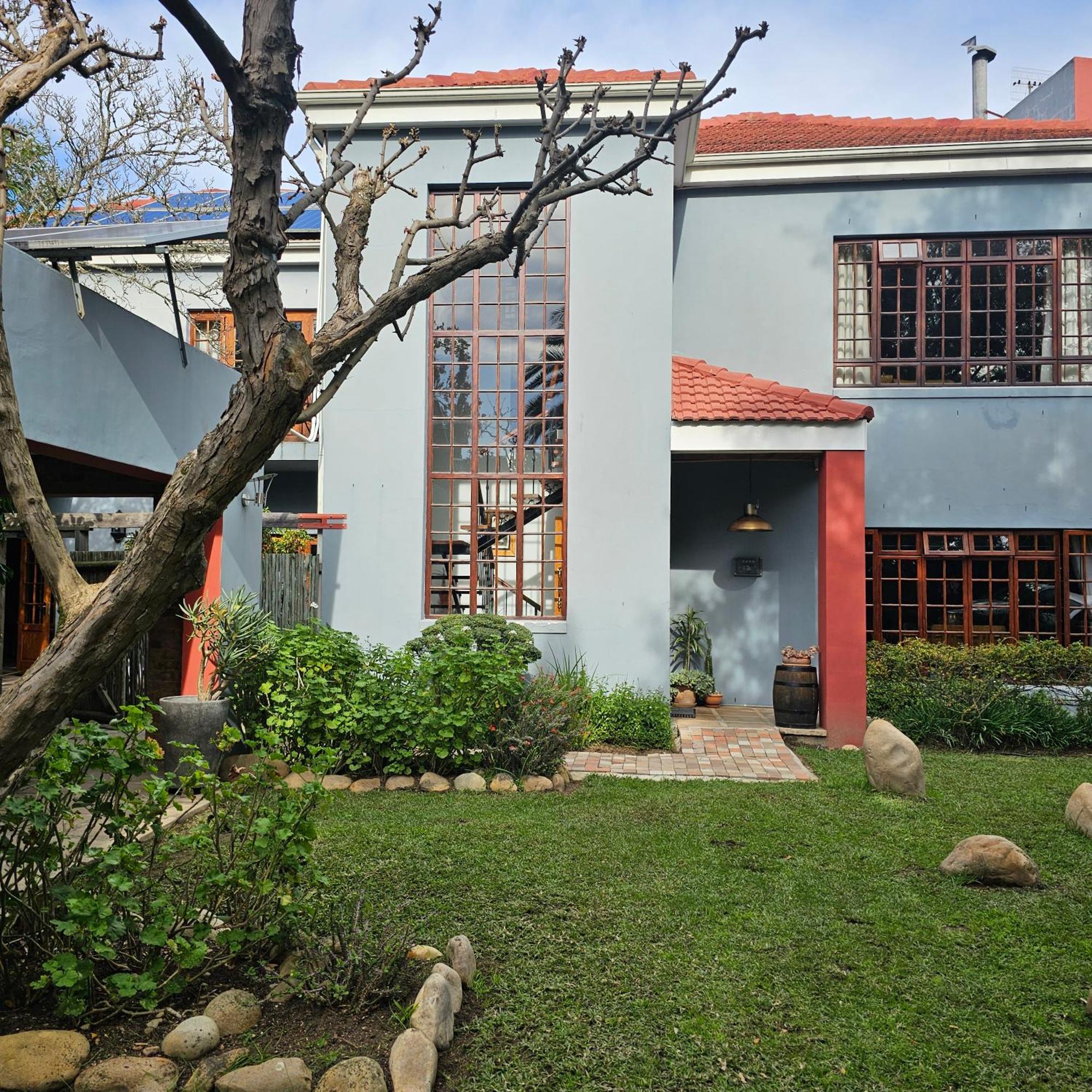 House Of House Guest House สเตลเลนบอช ภายนอก รูปภาพ